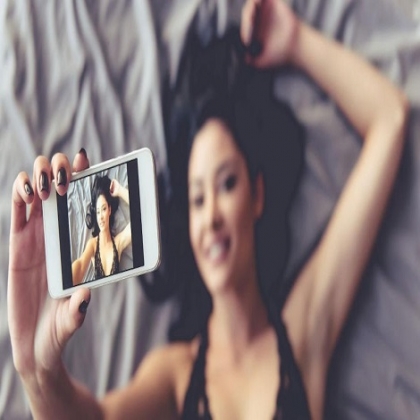 Un estudio revela las razones que motivan a hombres y mujeres jóvenes a practicar el sexting