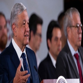 AMLO firmará decreto para que adultos mayores se ausenten de sus empleos con goce de sueldo