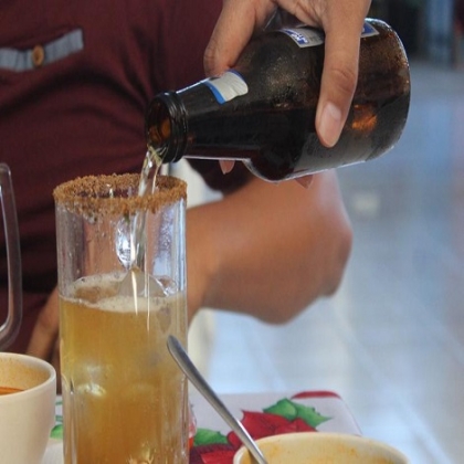 Descartan venta de alcohol adulterado en Playa del Carmen