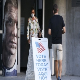 Judicial Watch encuentra 1,8 millones de 'votantes fantasmas' en 29 estados, advierte sobre 'elecciones sucias'