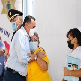 El Alcalde Renán Barrera promueve la prevención de las adicciones en las escuelas del Municipio