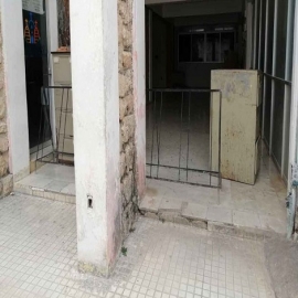 Bloquean entrada del Palacio para exigir pago de quincenas en Felipe Carrillo Puerto