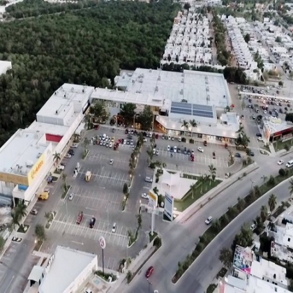 Abren ventanilla para trámites en Plaza Akrópolis de Las Américas