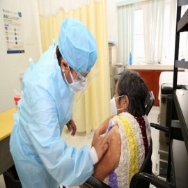 Inicia vacunación contra el Coronavirus a los adultos mayores pertenecientes a municipios del oriente y sur del estado