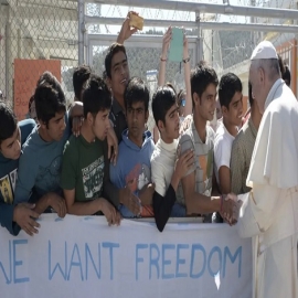 El Papa insta a un mayor compromiso con los migrantes, que son la nueva frontera misionera