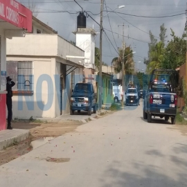 Abandonan cuerpo descuartizado en una camioneta incendiada en Bonfil
