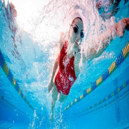 El agua clorada de las piscinas puede inactivar el virus PCCh en 30 SEGUNDOS, según un estudio
