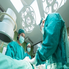 Varios médicos contemplan la posibilidad de que el coronavirus desaparezca de manera natural