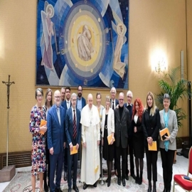 El Papa Francisco impulsa una alianza de la Iglesia Católica con grupos marxistas, socialistas y comunistas para «darle identidad a Europa»