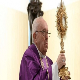El Papa invita a reforzar la relación con Dios a través de la oración