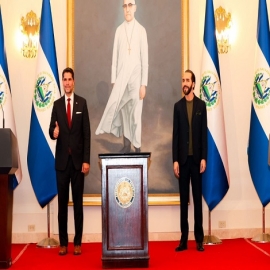 Luego de la proyección de Sonido de la Libertad, Bukele y Verástegui acuerdan combatir la trata de menores