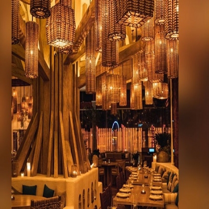 Galardonan a Ilios Greek Estiatorio por su increíble arquitectura