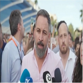 Santiago Abascal advierte que Francia está al borde de «una guerra civil» debido a «la política de inmigración masiva»