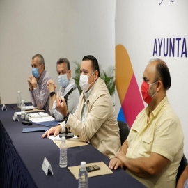 El alcalde Renán Barrera promueve el esfuerzo colegiado de estudio y análisis para evitar en lo futuro el problema de inundaciones en el municipio