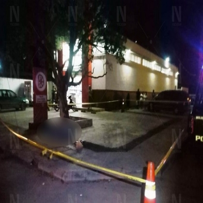 Yucatán: Abuelito fallece a la salida de minisuper de Umán