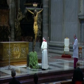 Viernes Santo 2020: Papa Francisco presidió celebración de la Pasión del Señor