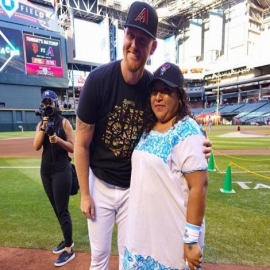 Las Amazonas de Yaxunah siguen haciendo historia al realizar el lanzamiento de la primera bola en las Grandes Ligas de Béisbol en Estados Unidos
