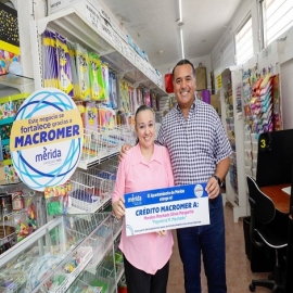 Renán Barrera ofrece más oportunidades de crecimiento para emprendedores y microempresarios