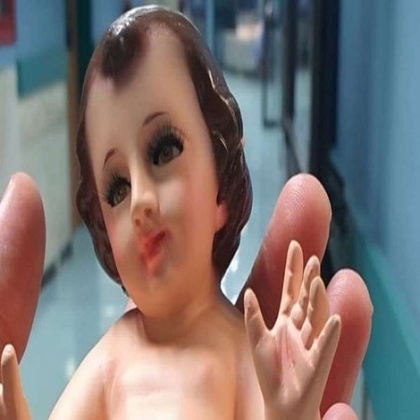 “Capellanes COVID” llevan al Niño Jesús a enfermos de coronavirus en México