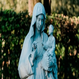 Arzobispo alienta a seguir rezando a la Virgen María por el fin del coronavirus