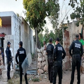 Yucatán: Alcoholizado lapida casa y agrede con barreta a sujeto en Ticul