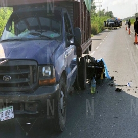 Yucatán: motociclista muere al chocar de forma violenta contra camión estacionado