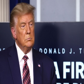 Trump dice que nunca cederá a 'votos falsos y dominio'
