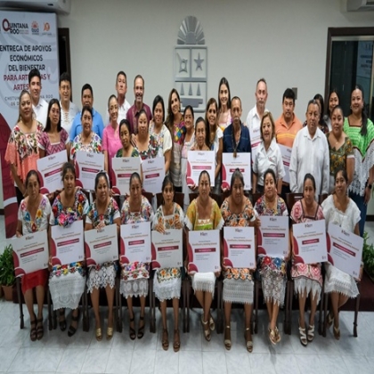 Fortalece Mara Lezama el desarrollo artesanal en Quintana Roo con más de 1.5 millones de pesos