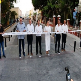 Entrega el Gobernador Mauricio Vila Dosal el Corredor Turístico y Gastronómico de la calle 60 y 47