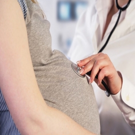 Aumenta exponencialmente los abortos en mujeres que recibieron la vacuna covid