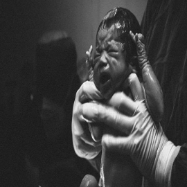 Experta critica a Amnistía Internacional por defender aborto durante todo el embarazo