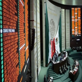 Diputados aprueban que empresas asuman pago de luz e internet en home office