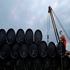 El precio del crudo WTI baja a menos de 3 dólares por barril, su nivel más bajo en la historia