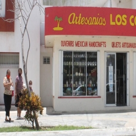 Artesanos malbaratan sus herramientas para sobrevivir a la contingencia