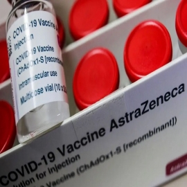Investigadores encuentran 1,000 proteínas diferentes en la vacuna de AstraZeneca que vinculan a coágulos de sangre mortales