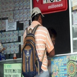 Por tercera vez en el año, cae el premio mayor de la Lotería Nacional en Mérida