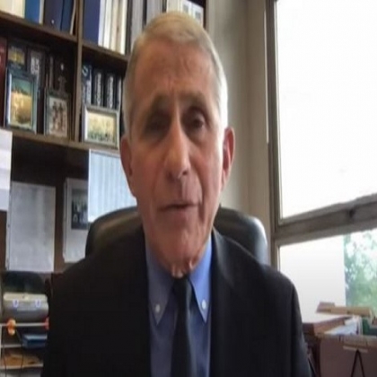 El relato se desmorona en EEUU: Un alto funcionario del gobierno de Trump acusa a Fauci de ser “el padre del virus” y de convertir “el virus en arma”