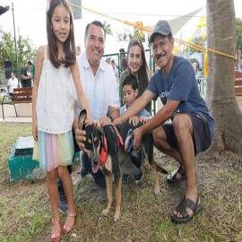 Renán Barrera cuida la salud de la fauna del Municipio