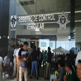 Yucatán: Acuerdan el pago a 150 empleados eventuales contratados para el reemplacamiento