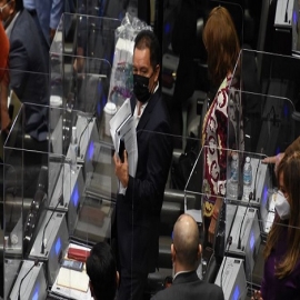 Chocan diputados de la 4T con Hacienda en negociación del PEF