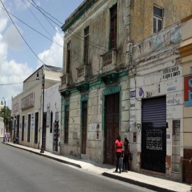 Planean intervención y demolición de predios del Centro de Mérida que son un peligro