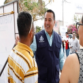Renán Barrera implementa programas para mejorar la salud en el Municipio