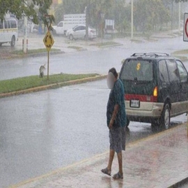 Fuertes lluvias este viernes por paso de frente frío 18 por Yucatán