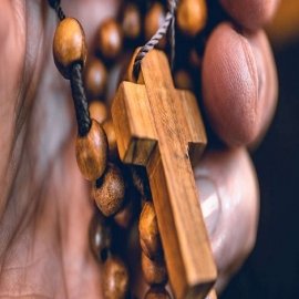 ¿Sabías que puedes ganar indulgencias con el Santo Rosario?