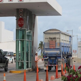 Yucatán: Progreso quiere cobrar un nuevo impuesto a camiones de más de 10 toneladas