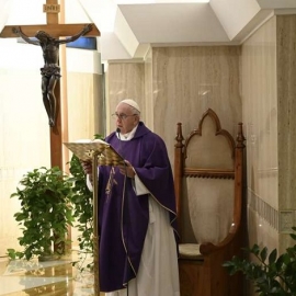 El Papa Francisco anima a reaccionar ante la pandemia del coronavirus