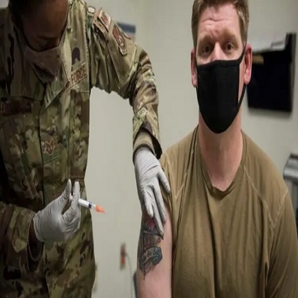 Inflamación cardíaca vinculada a las vacunas COVID en un estudio de las fuerzas armadas de EE. UU, confirma el Departamento de Defensa
