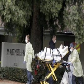 Los ancianatos, epicentros de la pandemia en EE.UU., fueron secretamente 'blindados' contra demandas