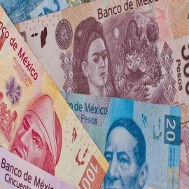 El peso estaba 'en la lona', pero se recupera y termina con ganancia de 0.07% frente al dólar