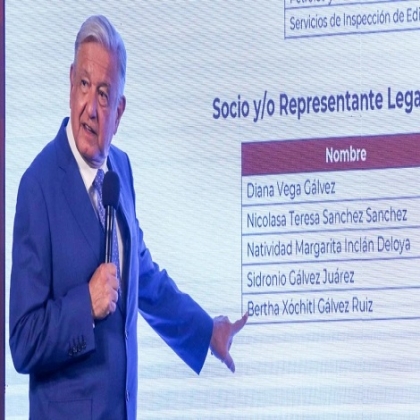 AMLO exhibe contratos de Xóchitl Gálvez: 'le ha ido muy bien, de vender gelatinas pasó a ser millonaria'
